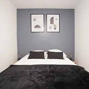 Large Near Champ De Mars Appartement
