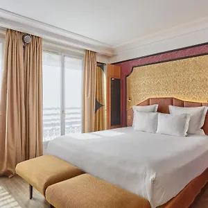 Otel Idol, Paris